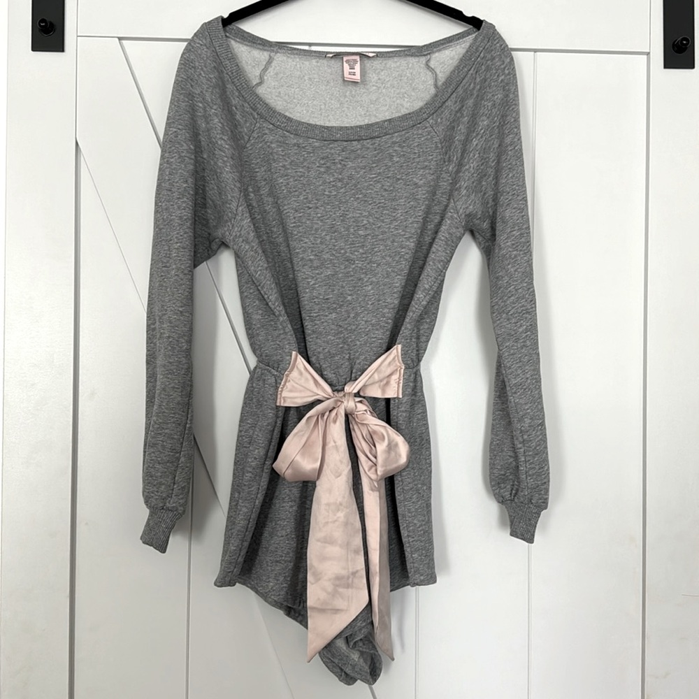 🎀 Victoria’s Secret Lounge Romper with Tie